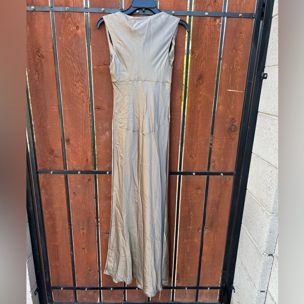 NWT Reformation Dessa Satin Dress- Taupe size 2 - Picture 3 of 9